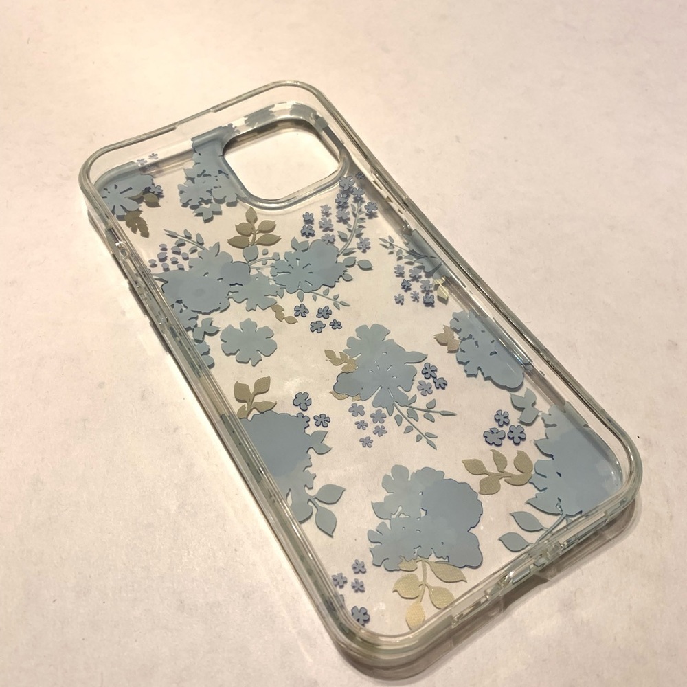 iPhone 14 Plus Flower Case - Picture 5 of 8
